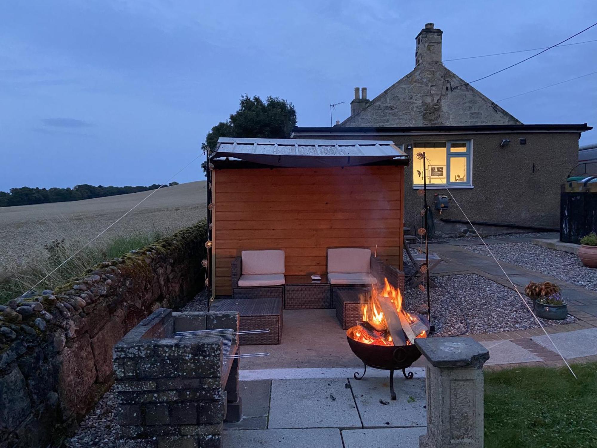 1 Inveravon Cottage Falkirk Bagian luar foto